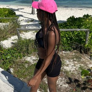 Meet your Posher, Jayy